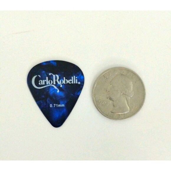 Carlo Robelli0.71mm Guitar pick Blue and Black Marbling - Picture 5 of 10